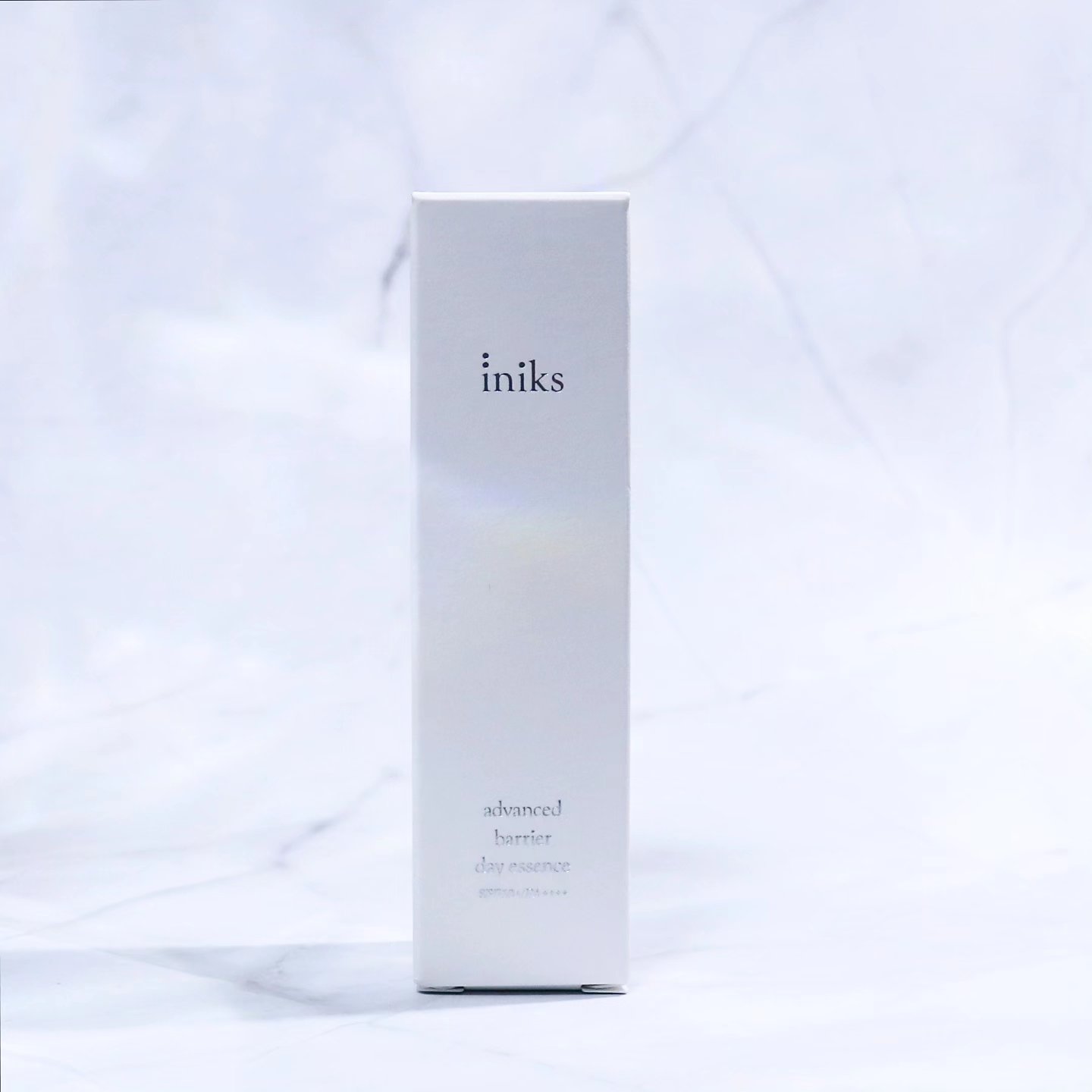 アドバンスバリア デイエッセンス/iniks/日焼け止めローションを使ったクチコミ（2枚目）