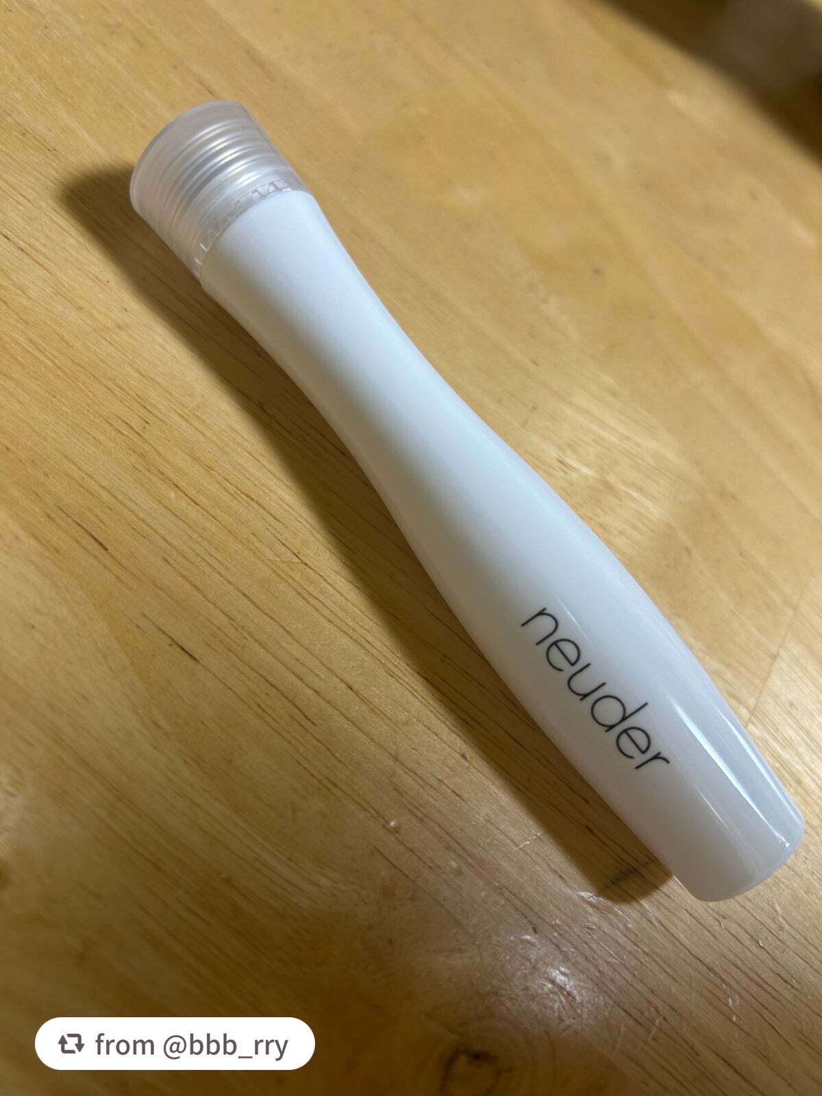 neuder ロールオン目元美容液/ビー・エヌ/目元スペシャルケアを使ったクチコミ(4枚目)