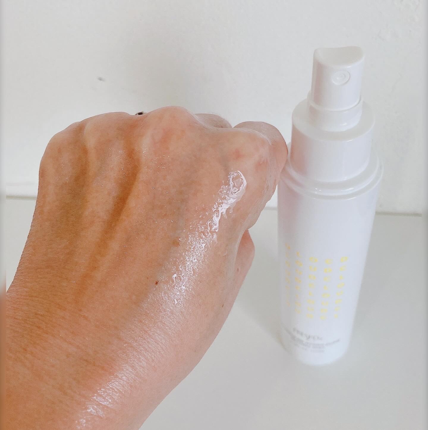 クラウドオールウェイズオン ハイドログロー メイクキー プミスト/FRESHO2/フィックスミストを使ったクチコミ（2枚目）