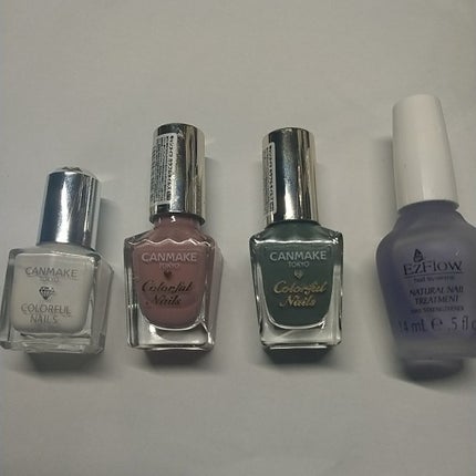 カラフルネイルズ/キャンメイク/マニキュアを使ったクチコミ(2枚目)