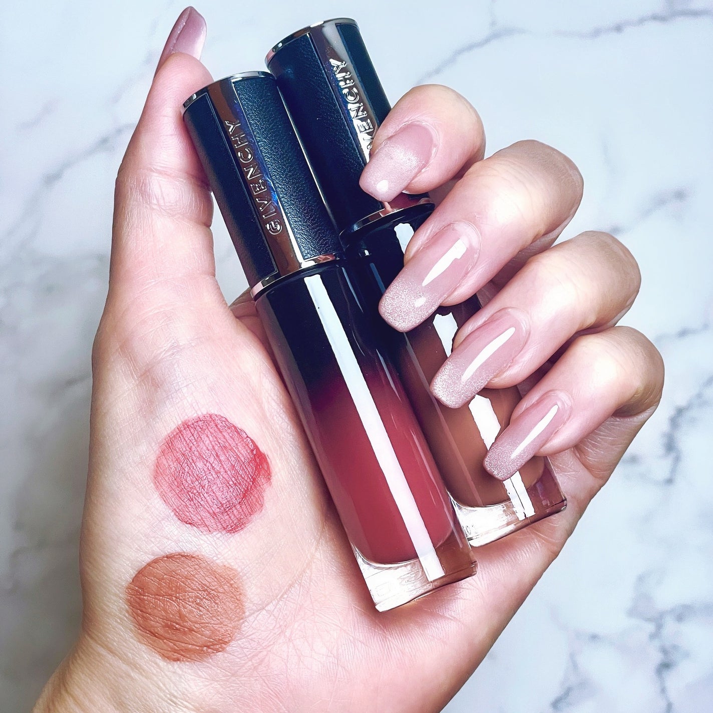 ルージュ・アンテルディ・クリーム・ベルベット/GIVENCHY/口紅を使ったクチコミ(2枚目)