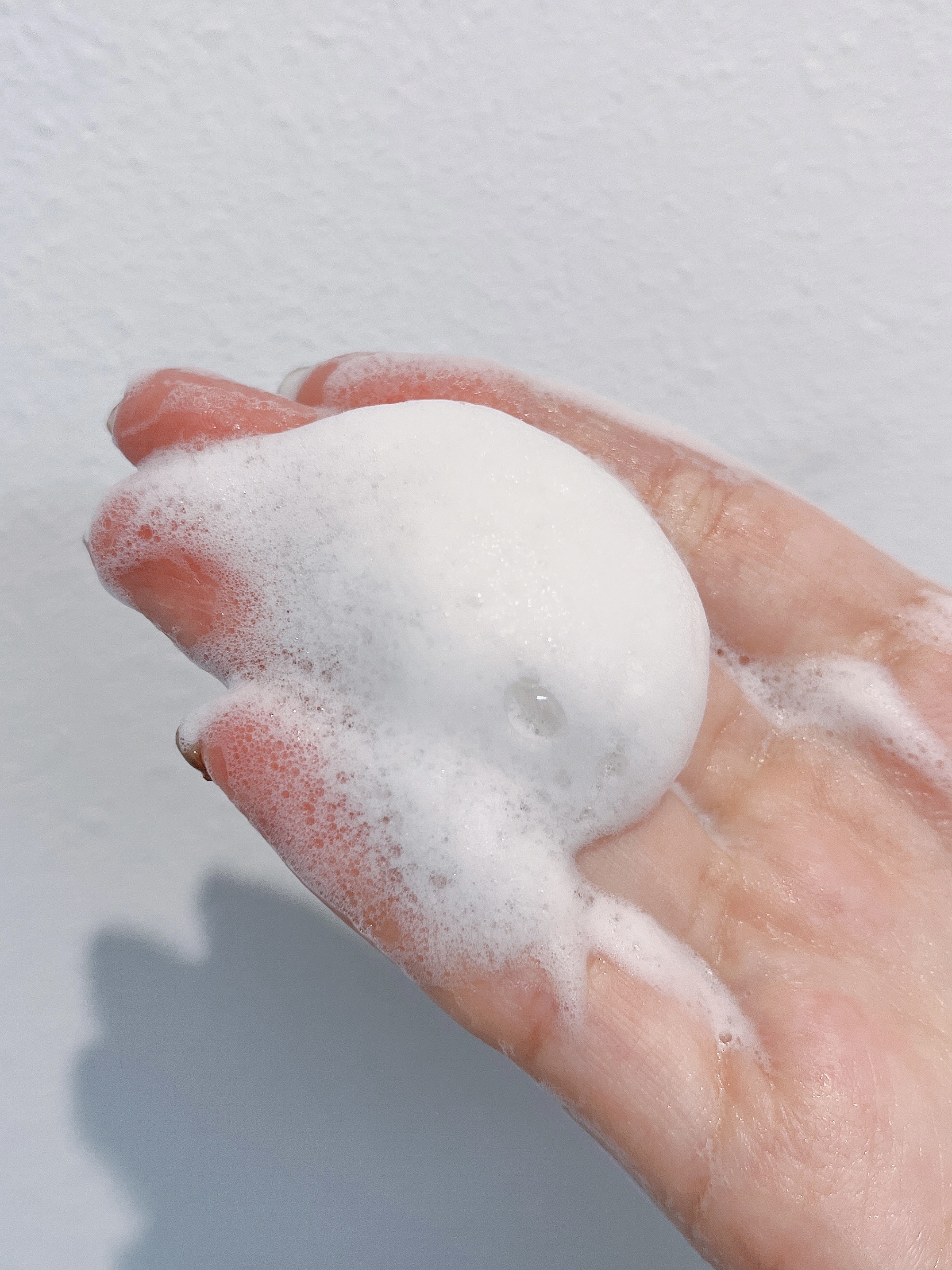 miseenscene ダメージケアシャンプー＆コンディショナーのクチコミ「🌹ローズプラティン配合
✔たんぱく質成分が毛髪保護
      栄養補給で滑らかヘアにロイヤル.....」（3枚目）