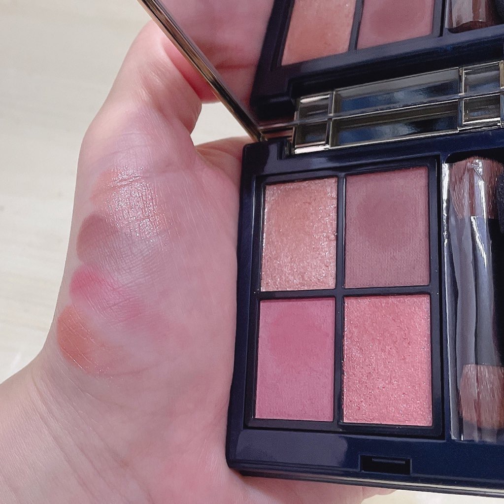 ホリデーコフレ2023〈ジョイピンク〉/エトヴォス/メイクアップキットを使ったクチコミ（3枚目）