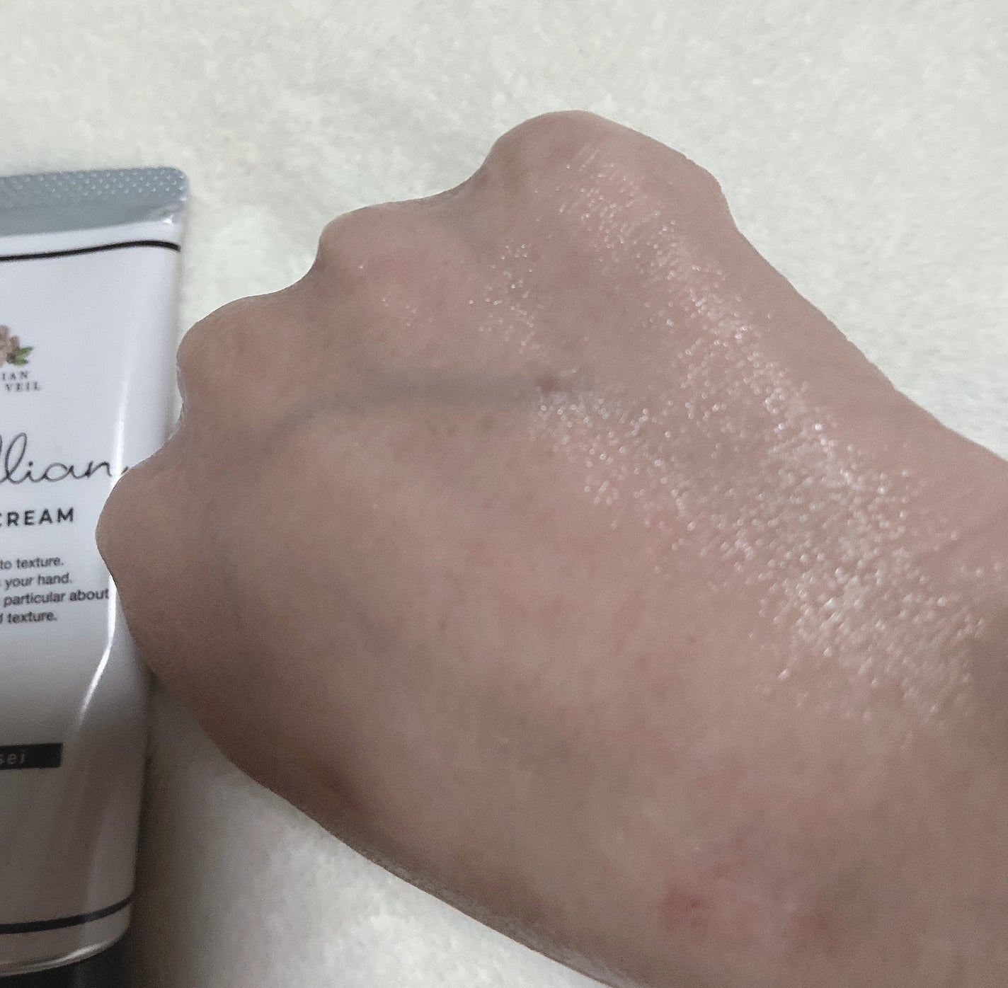 min on LIPS 「お気に入りハンドクリーム✨メリアンモイストヴェールハンドクリー..」(3枚目)