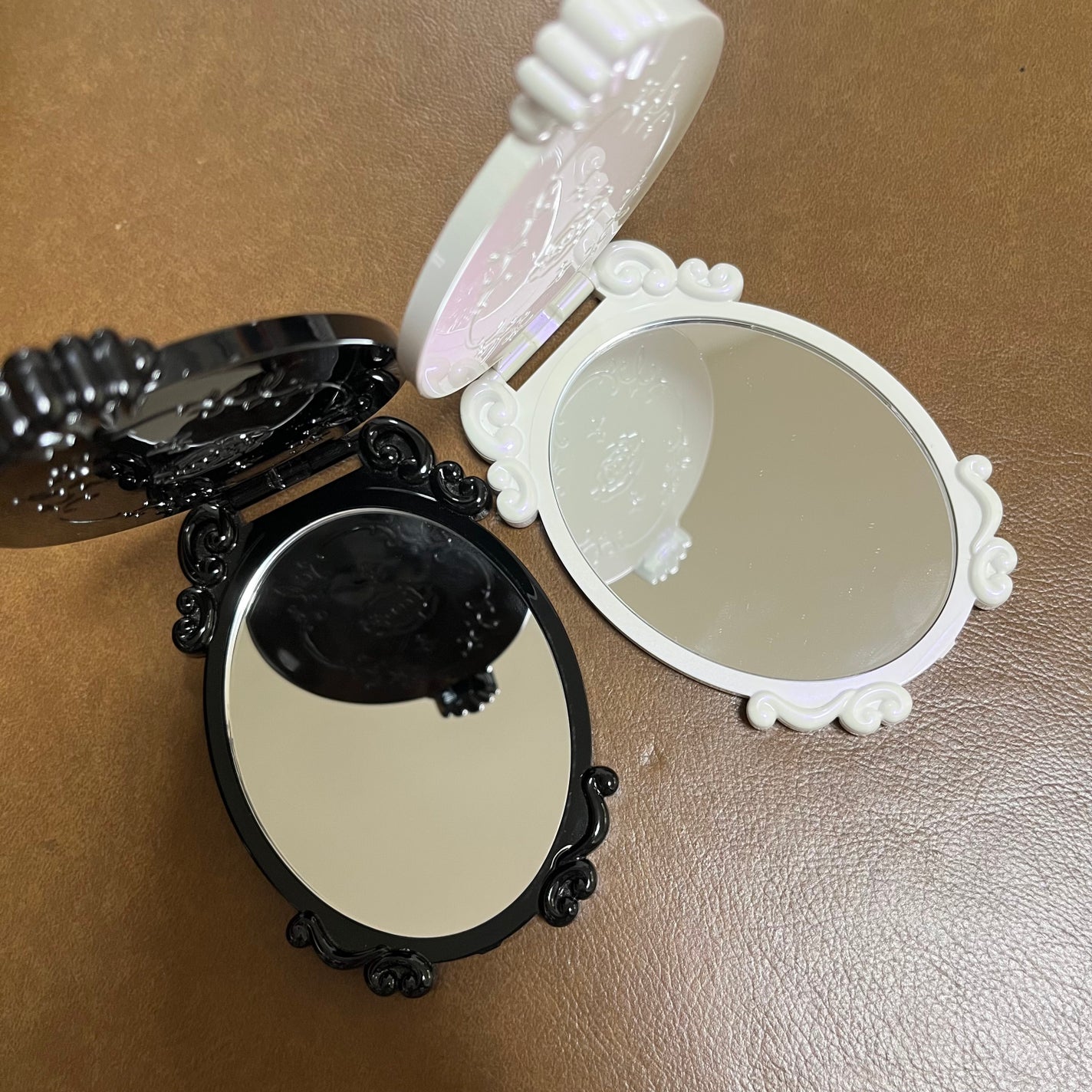 リミテッド ビューティー ミラー/ANNA SUI/その他化粧小物を使ったクチコミ(7枚目)