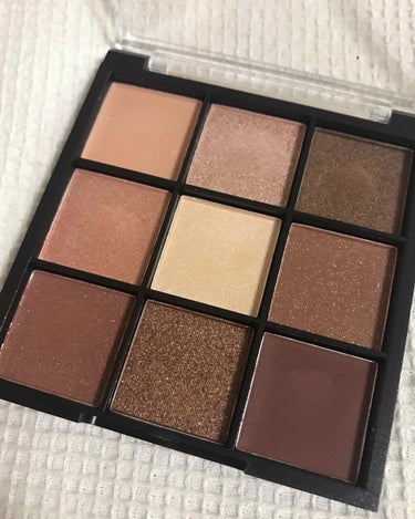 UR GLAM　BLOOMING EYE COLOR PALETTE/U R GLAM/アイシャドウパレットを使ったクチコミ（3枚目）