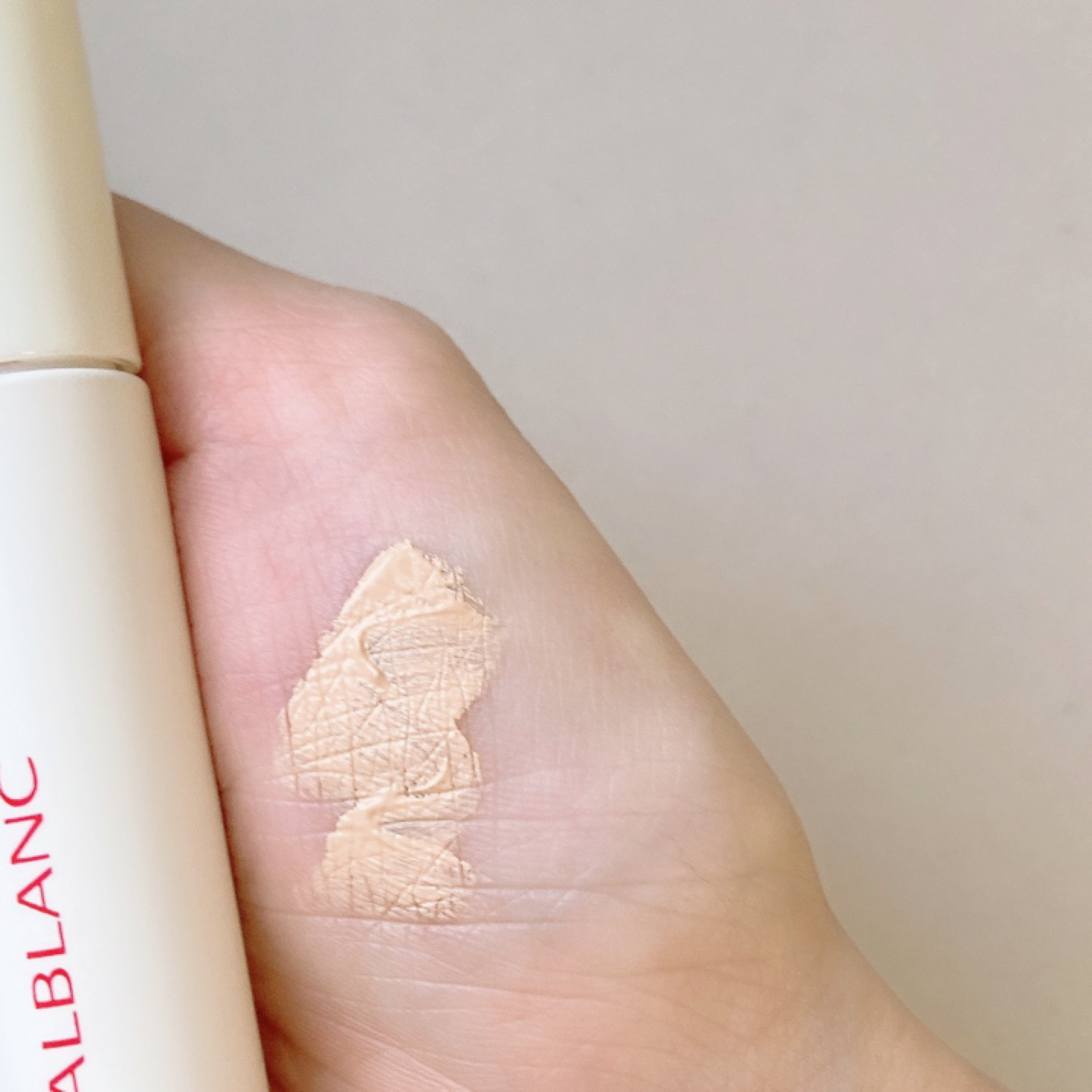 クラリティブラン カモフラチップ/ALBLANC/リキッドコンシーラーを使ったクチコミ（3枚目）