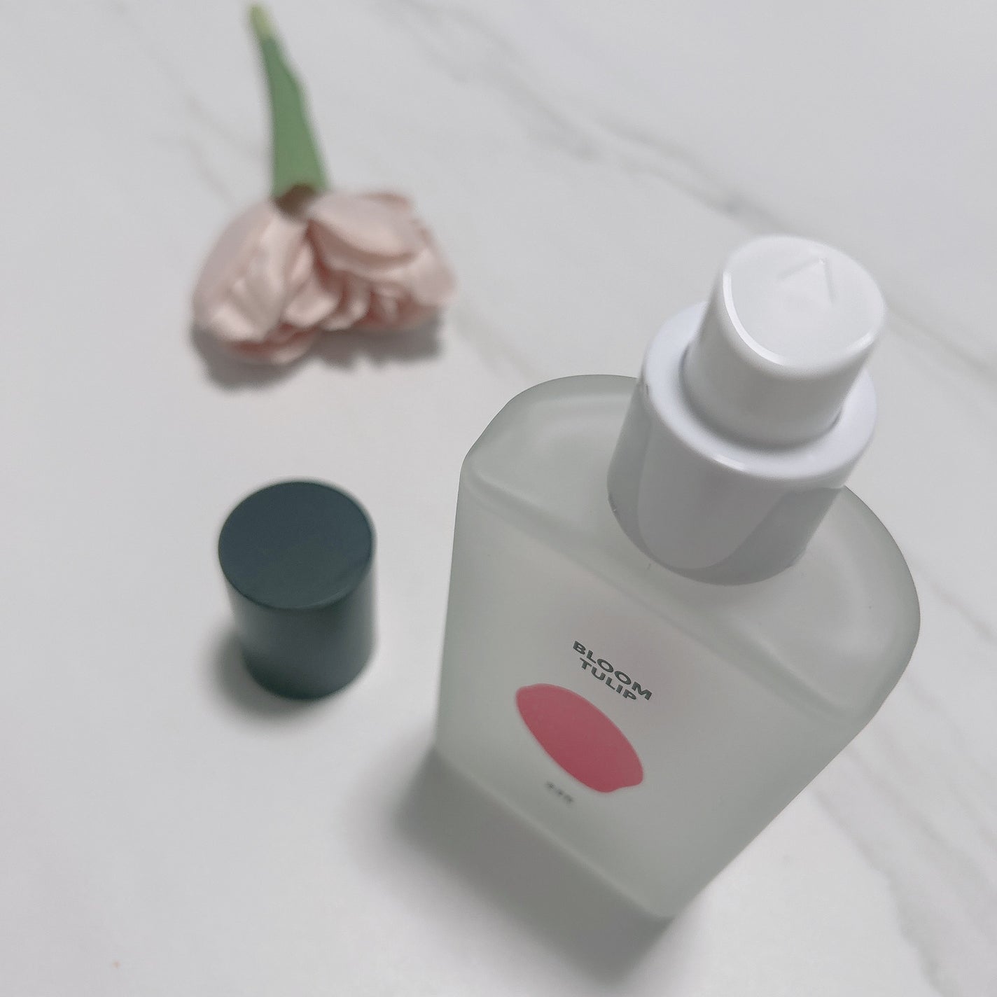 シグネチャーボディパフュームミスト BLOOM TULIP/DUFT&DOFT/香水(レディース)を使ったクチコミ(2枚目)