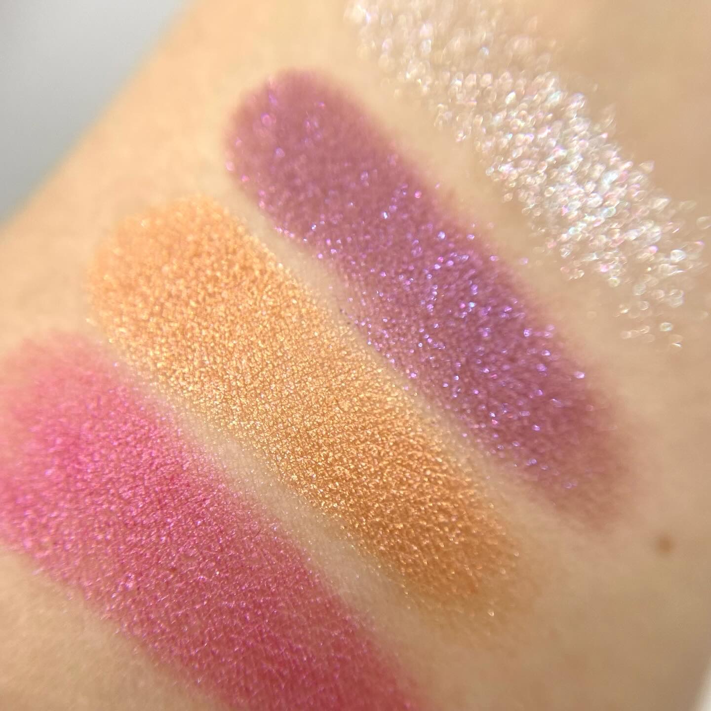 CHANELのメイクアップ ル ライナー ドゥ シャネル＆エンチャン