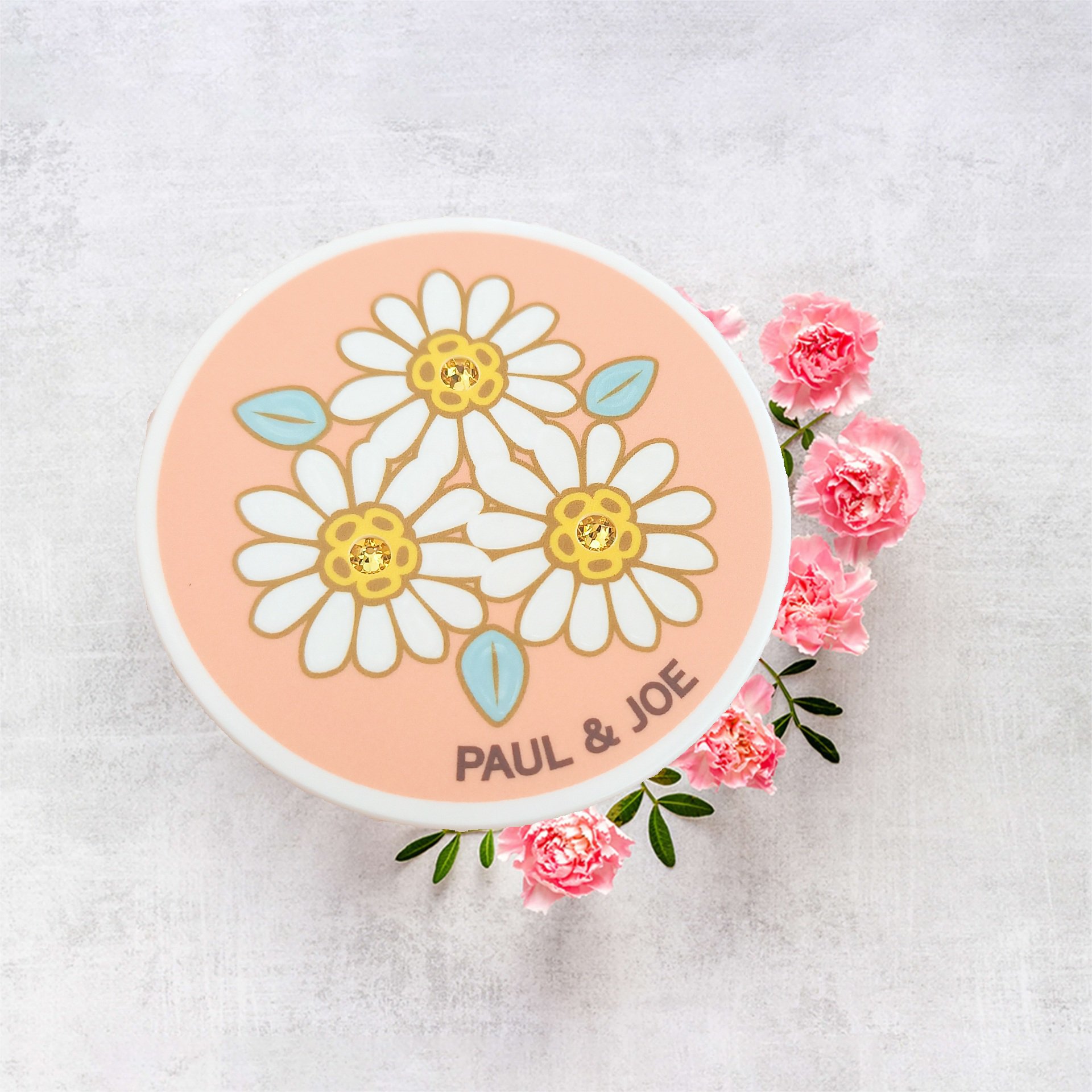 アイ & フェイスカラー CS 135 「静かな木漏れ日」/PAUL & JOE BEAUTE/アイシャドウパレットを使ったクチコミ（3枚目）