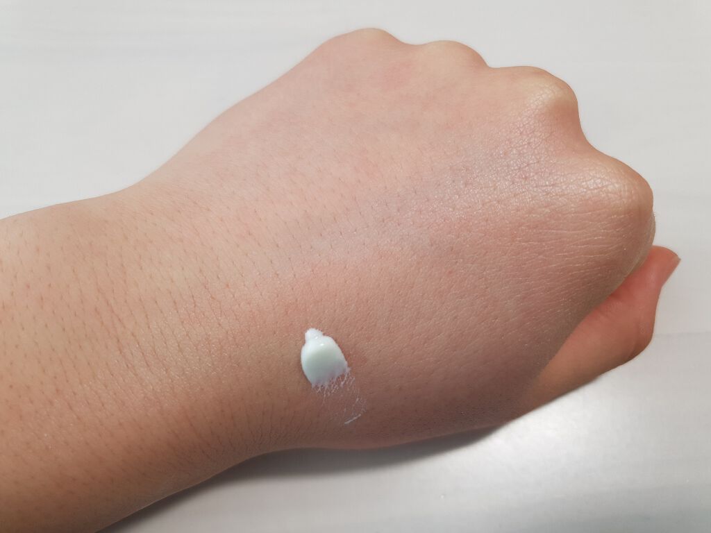 ニュアンスチェンジUV ジェル WT/アリィー/日焼け止めジェルを使ったクチコミ（3枚目）