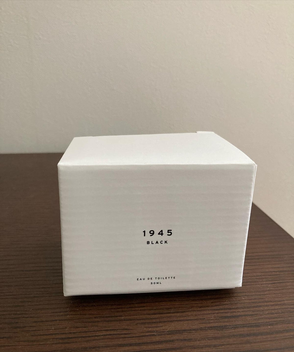 御出産御祝 御祝 出産祝い 1945 オードトワレ|ホワイト|香水 50ml
