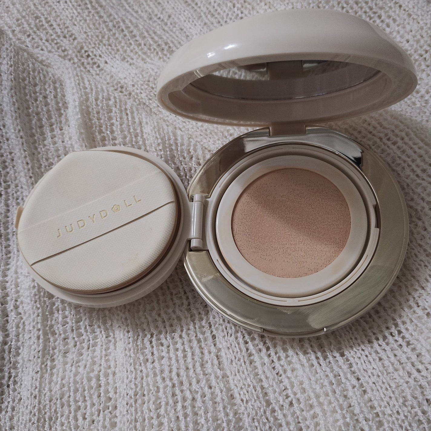 しょくぱん。 フォロバ100 on LIPS 「JUDYDOLLファンデアトピー敏感肌のわたしでも使えた!やっ..」(2枚目)