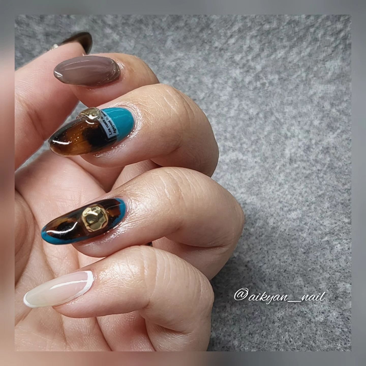 カラージェル BRS04 アロゼ effrontee/LUCU GEL/ジェルネイルを使ったクチコミ（1枚目）