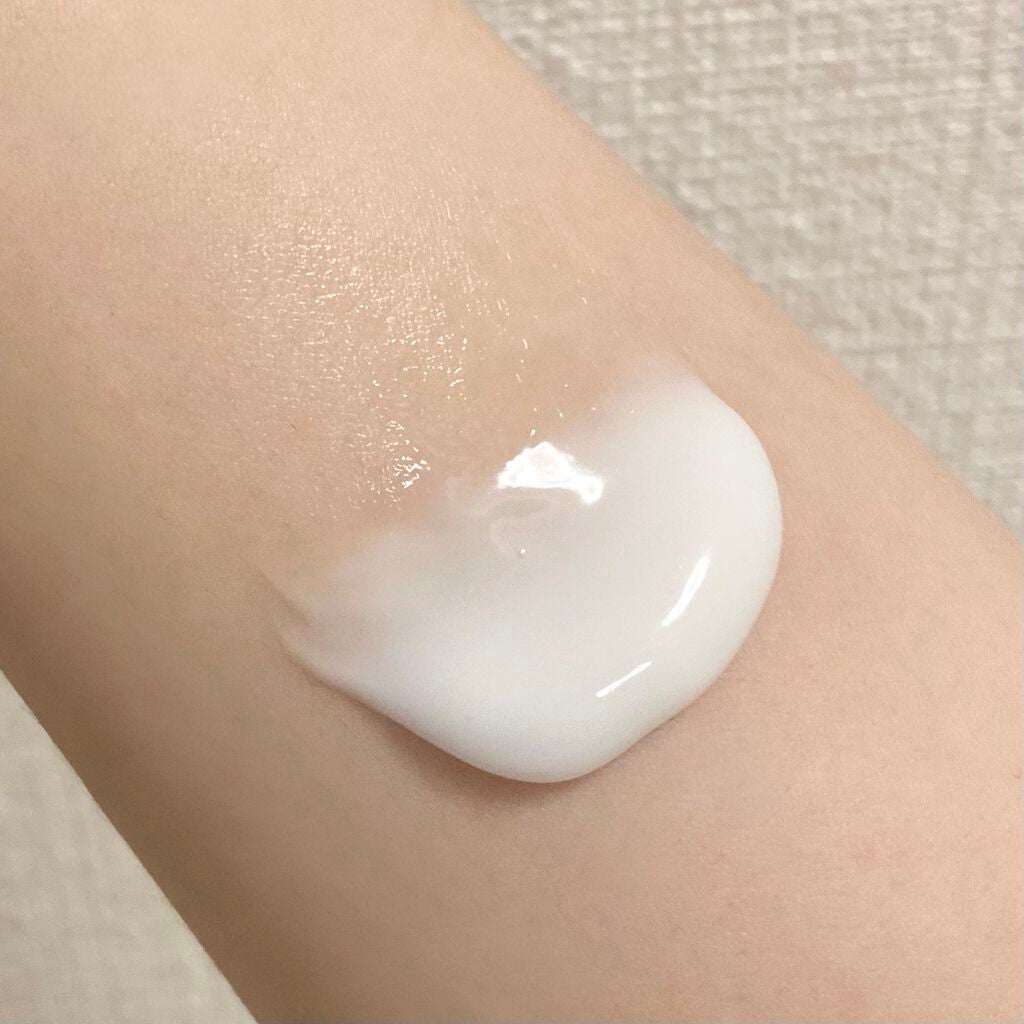 ザ ボディ ぬれた肌に使うボディ乳液 エアリーブーケの香り/ビオレu/ボディミルクを使ったクチコミ(2枚目)