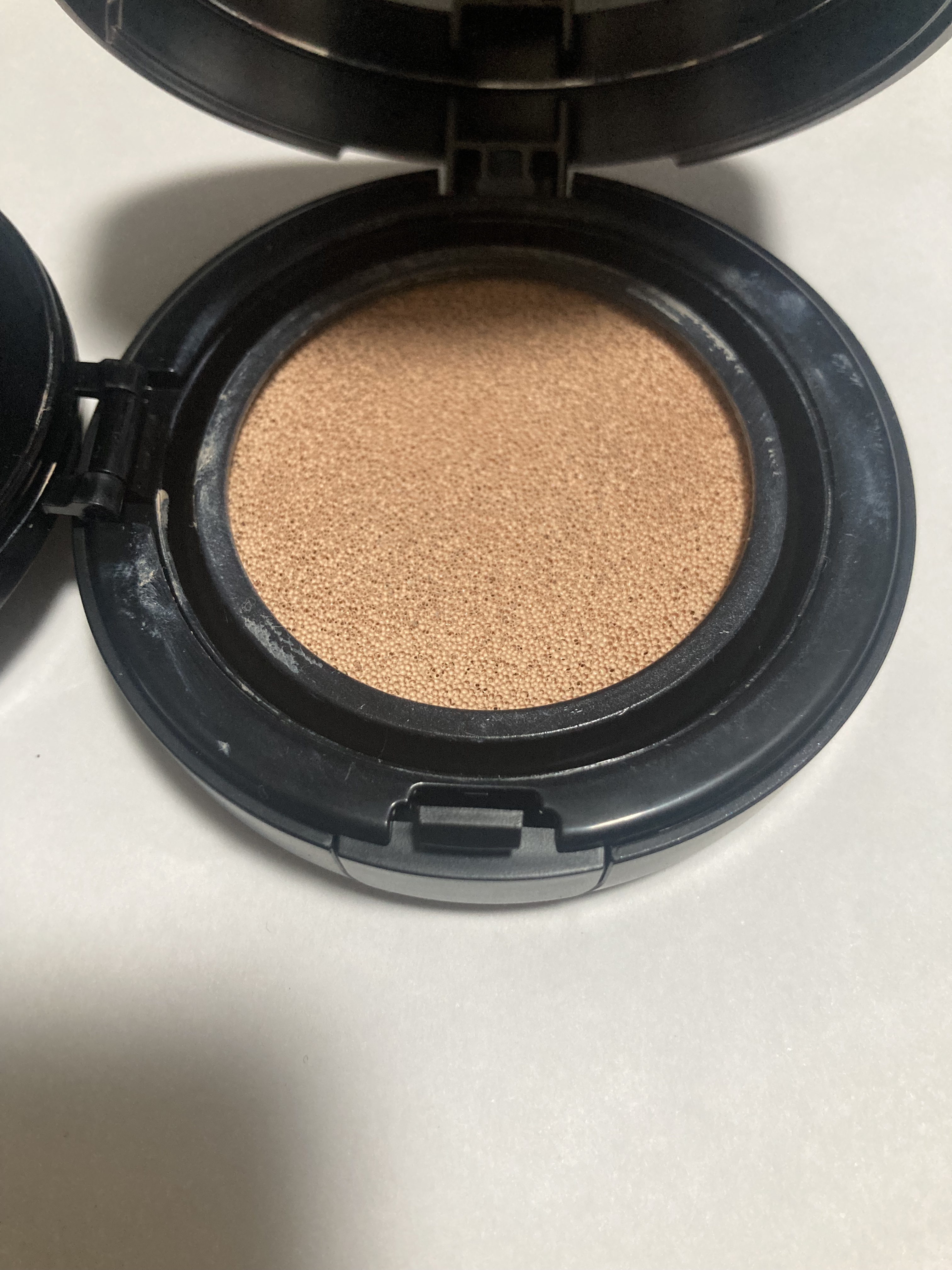 ネーミング ゼログラビティ カバーフィットクッション 21Y/NAMING./クッションファンデーションを使ったクチコミ（3枚目）