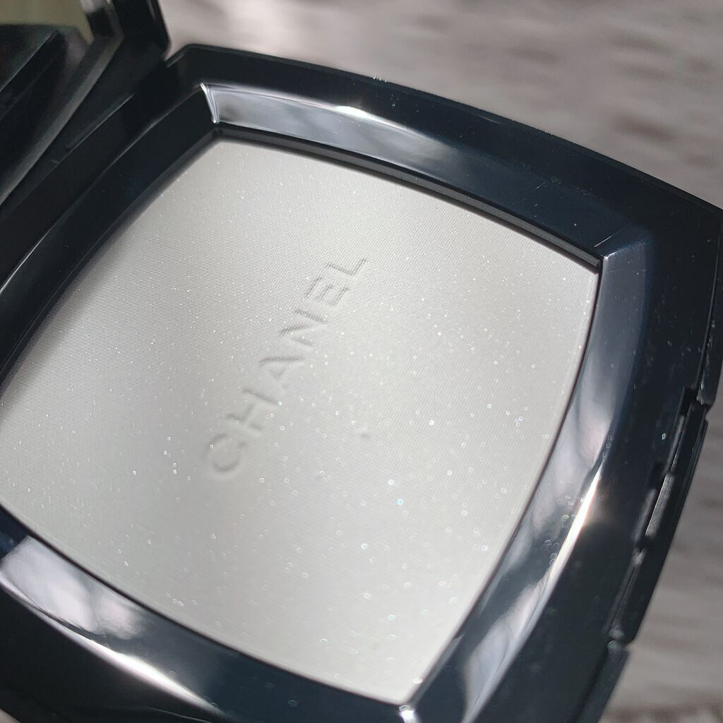 プードゥル ルミエール グラッセ/CHANEL/プレストパウダーを使ったクチコミ(1枚目)
