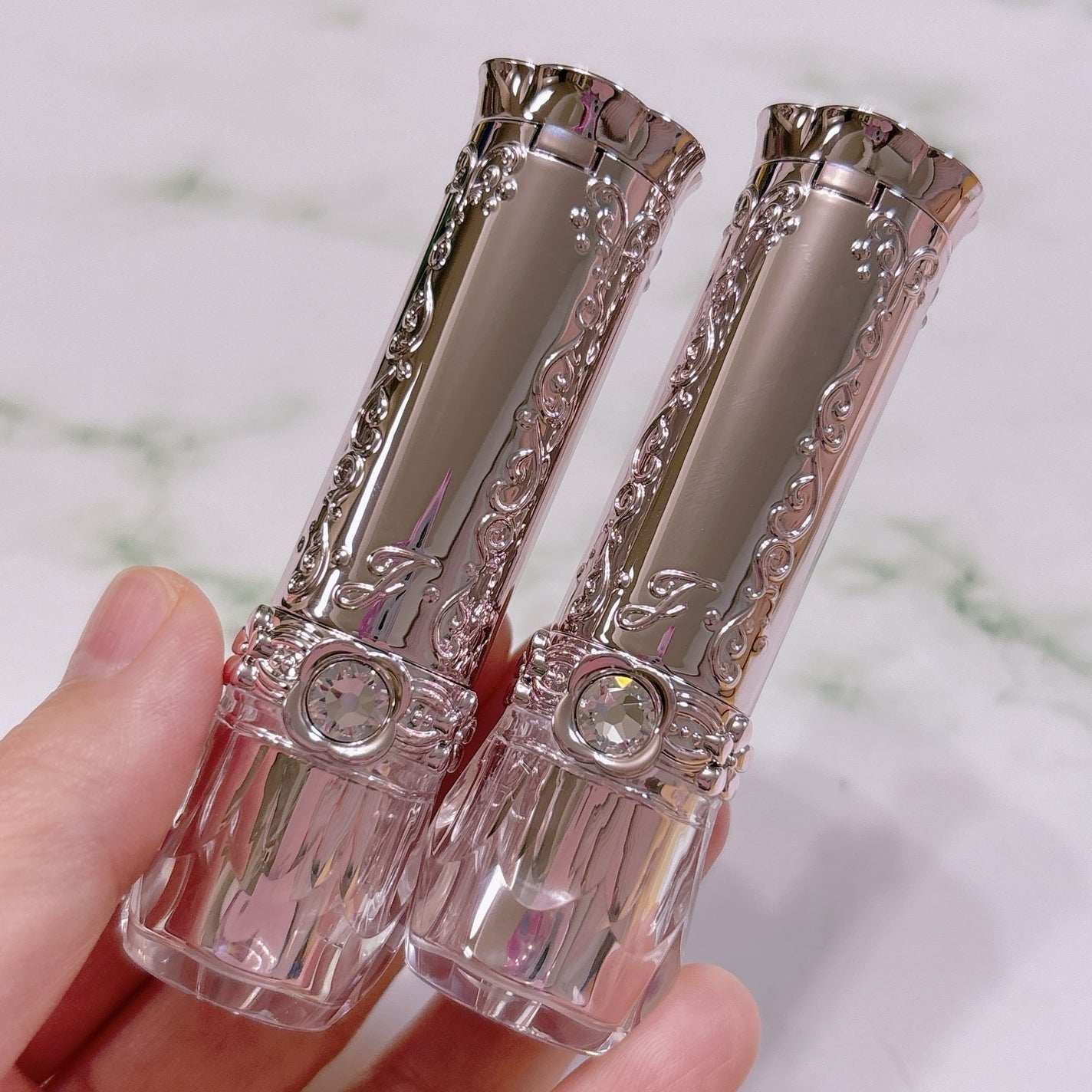 ジルスチュアート リップブロッサム バーム/JILL STUART/口紅を使ったクチコミ(2枚目)