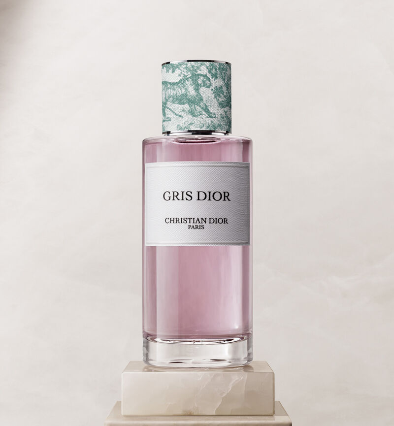 試してみた】Dior クチュール キャップ(展開店舗限定品)の 試してみた】Dior クチュール キャップ(展開店舗限定品)の