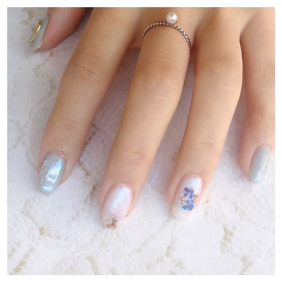 𝘼𝙮𝙪 ❦ 𝑆𝑒𝑙𝑓 𝑁𝑎𝑖𝑙 on LIPS 「❥こんばんは😌写ネイルシールを使って普段あまりしないブ..」(7枚目)