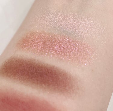 Pressed Powder Shadow /ColourPop/パウダーアイシャドウを使ったクチコミ（2枚目）