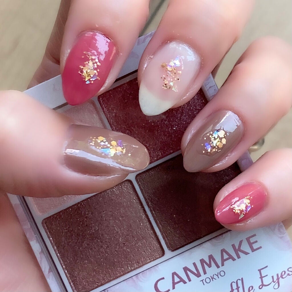 カラフルネイルズ/キャンメイク/マニキュアを使ったクチコミ(3枚目)