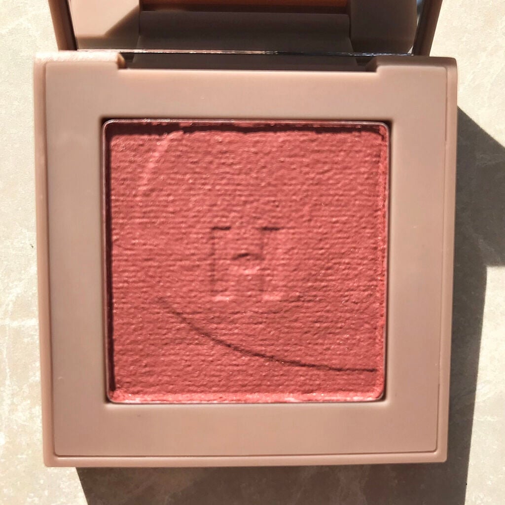 ニューデップスアイシャドウ/hince/単色アイシャドウを使ったクチコミ(2枚目)