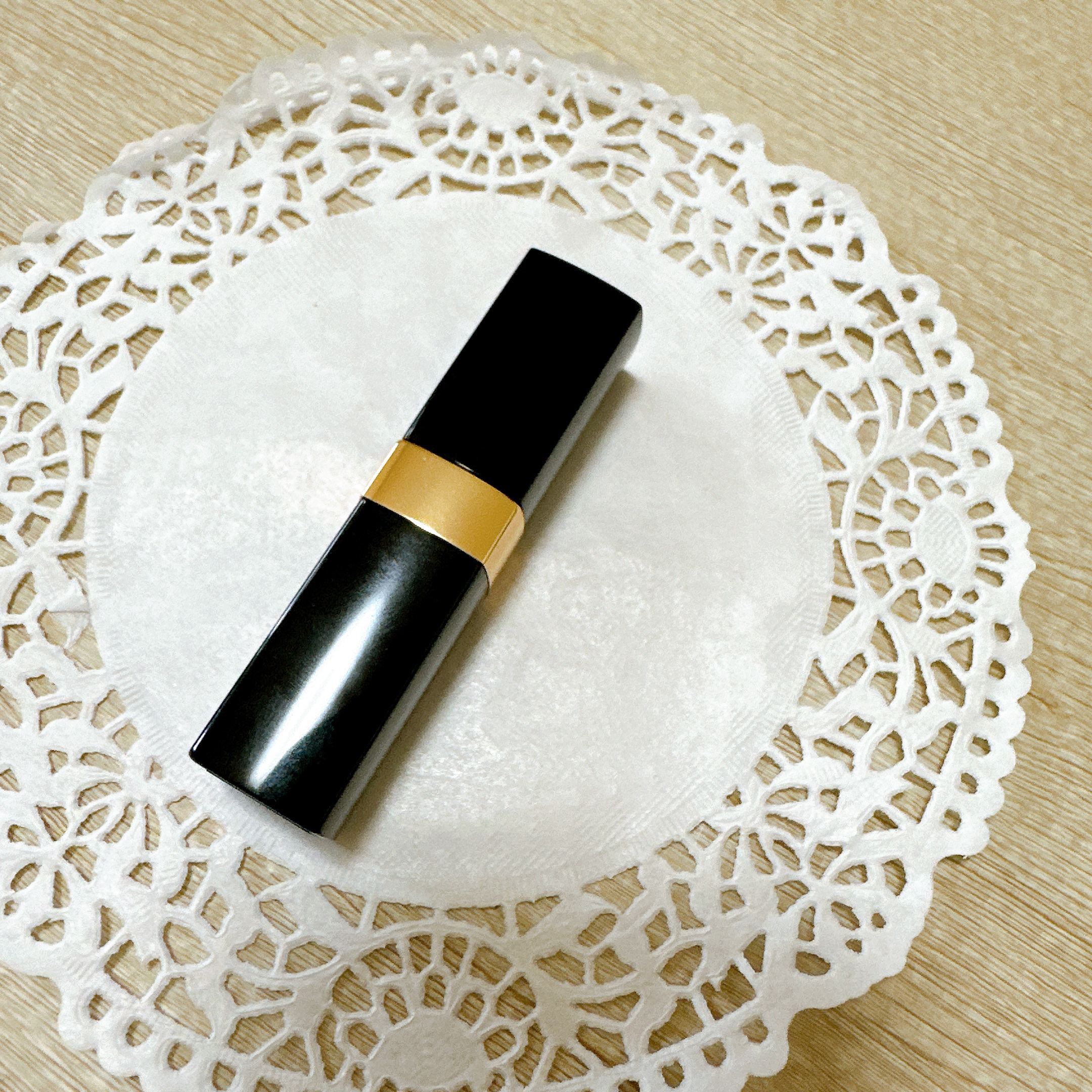 ルージュ ココ フラッシュ 90 ジュール/CHANEL/口紅を使ったクチコミ（2枚目）