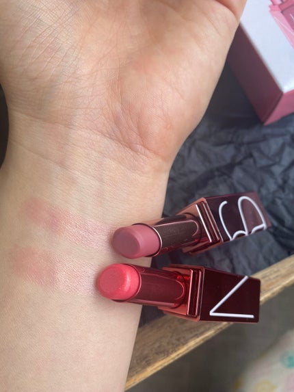 アフターグロー リップバーム デュオ/NARS/リップバームを使ったクチコミ(4枚目)