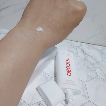 ビタトーンアップサンクリーム/TOCOBO/日焼け止めクリームを使ったクチコミ(2枚目)