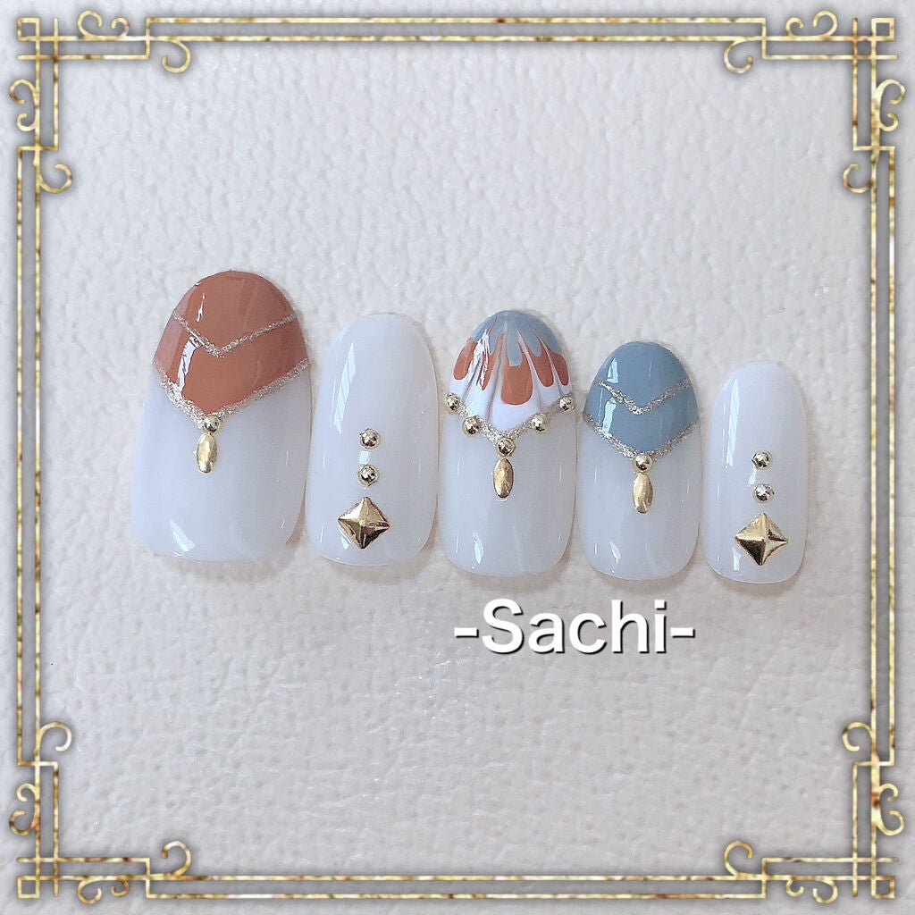 カラフルネイルズ/キャンメイク/マニキュアを使ったクチコミ(3枚目)