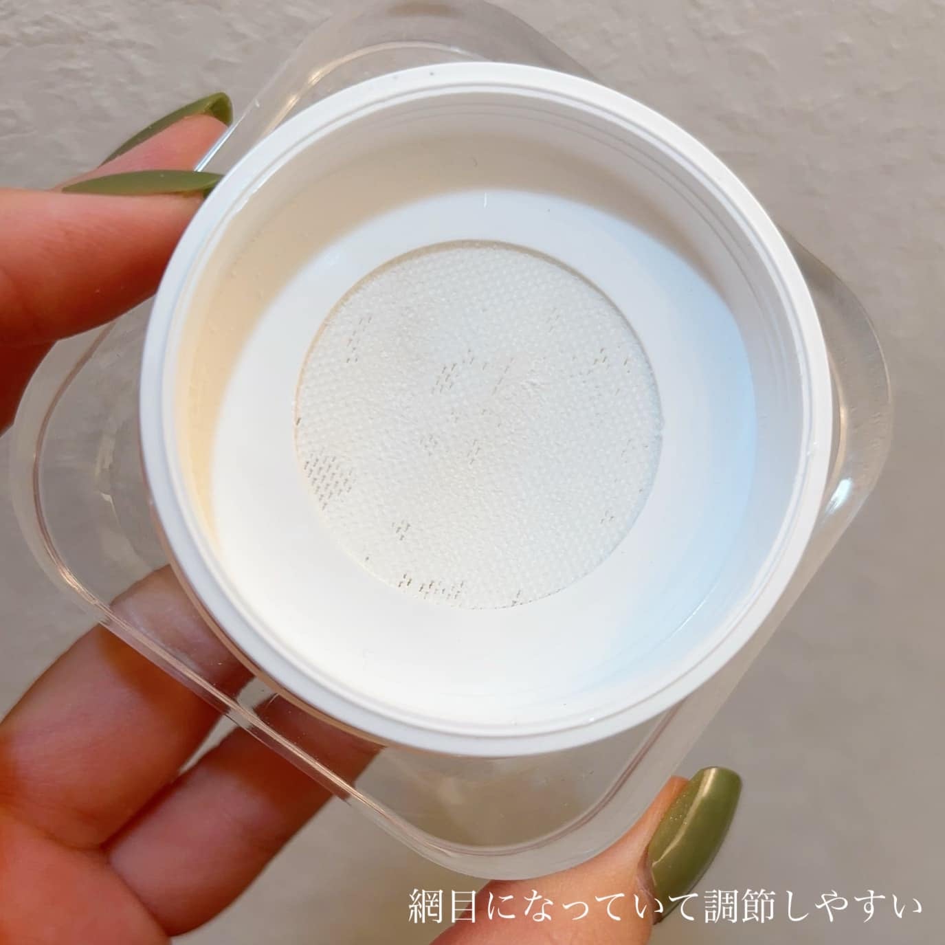 ライトウェイト ルースパウダー/LionWell(ライオンウェル)/ルースパウダーを使ったクチコミ(4枚目)