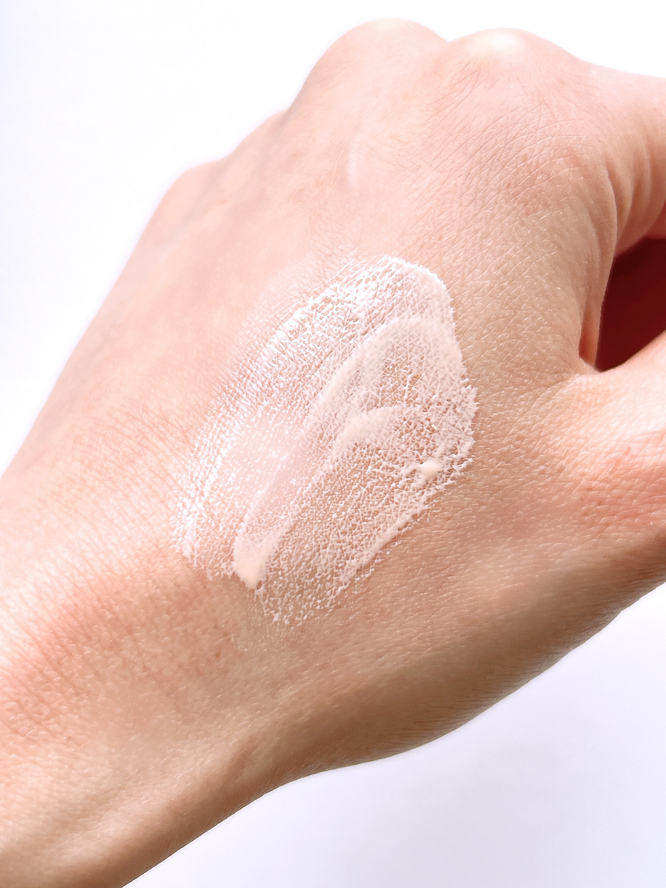 ウォータフルトーンアップサンクリーム/ダルバ/日焼け止めクリームを使ったクチコミ（3枚目）