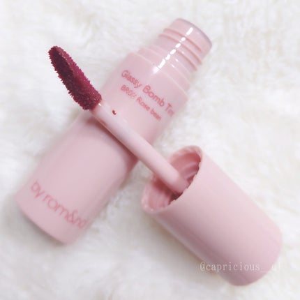 アンドバイロムアンド グラッシーボムティント BR02 ローズビーン/&nd by rom&nd/リップティントを使ったクチコミ(1枚目)