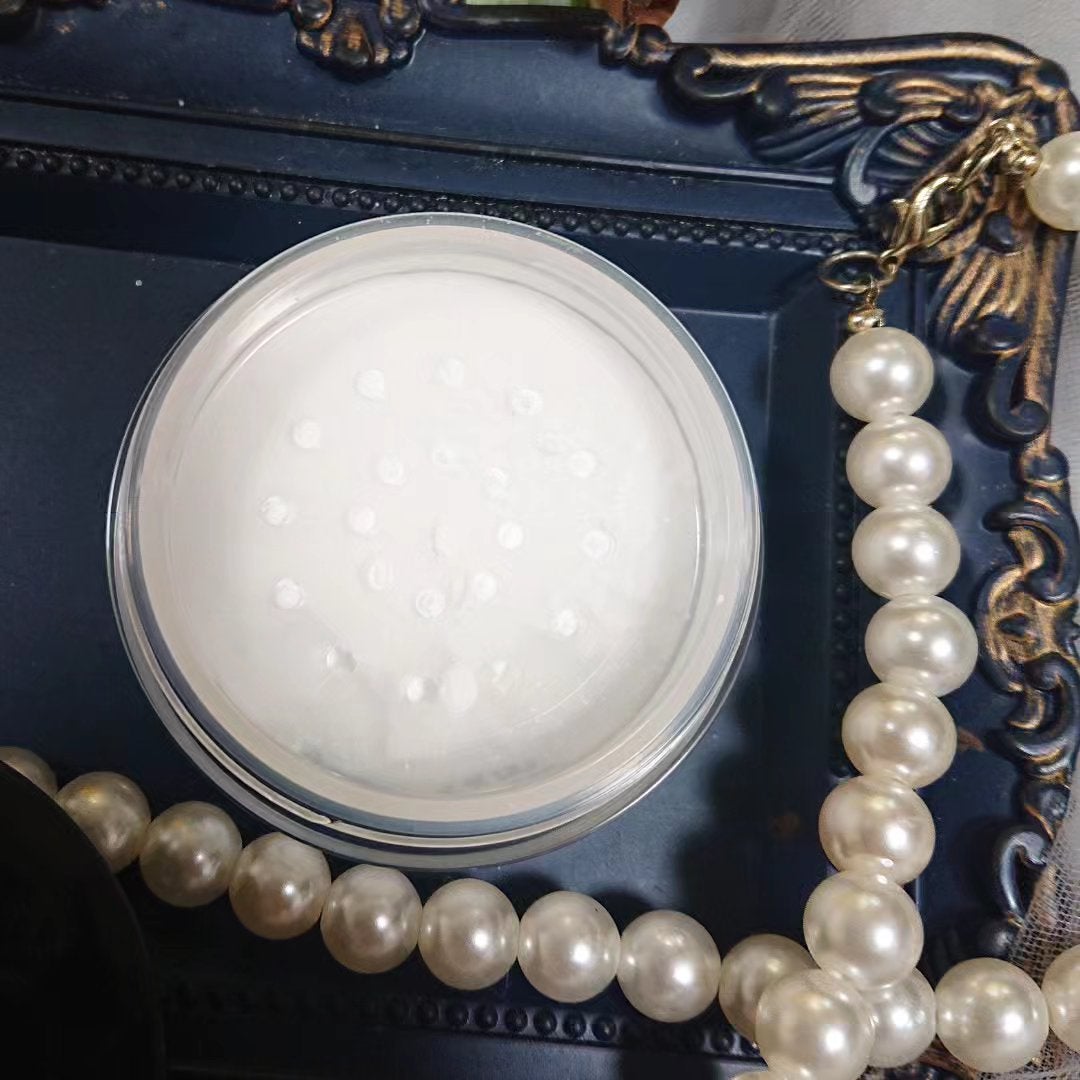 真紅 on LIPS 「メンズベーシック様のテカリ防止パウダーフェイスパウダークリアを..」(3枚目)