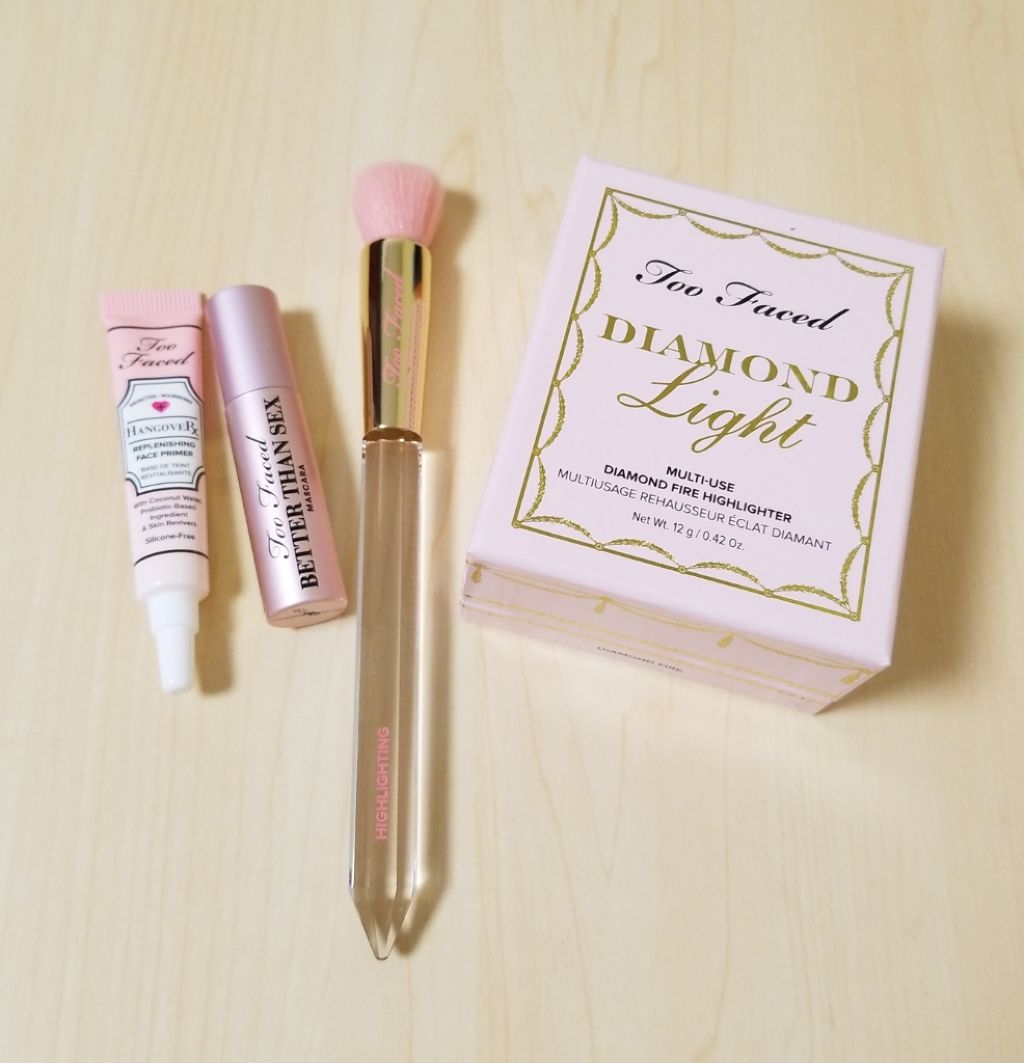 ダイヤモンドライト ハイライター ブラシ/Too Faced/メイクブラシを使ったクチコミ(1枚目)