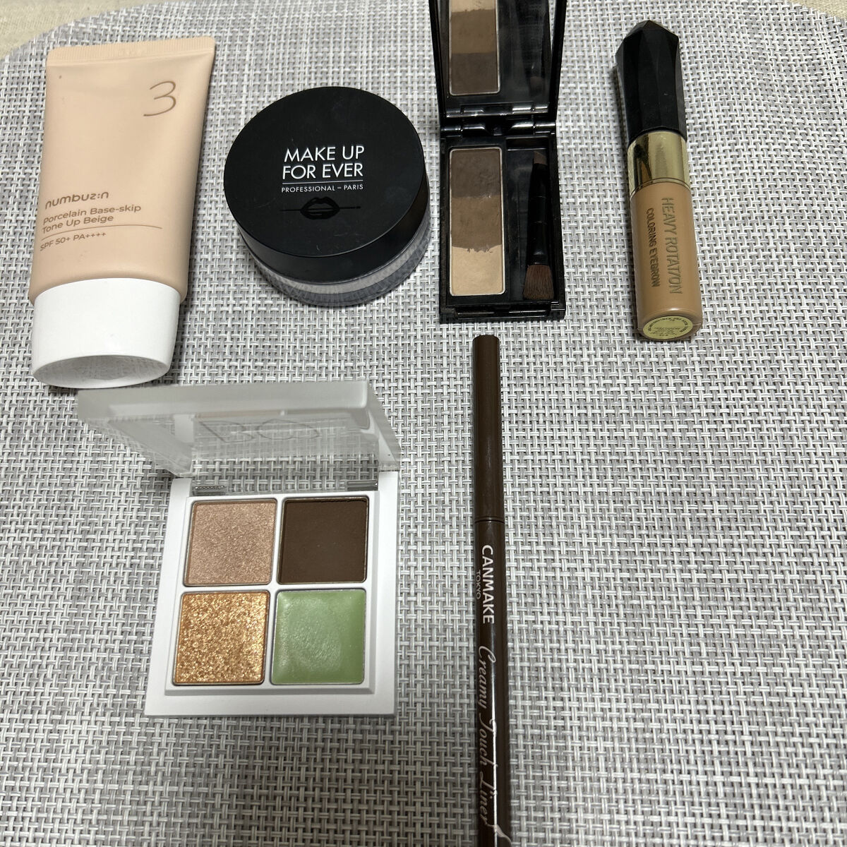 カラーリングアイブロウ/ヘビーローテーション/眉マスカラを使ったクチコミ（2枚目）