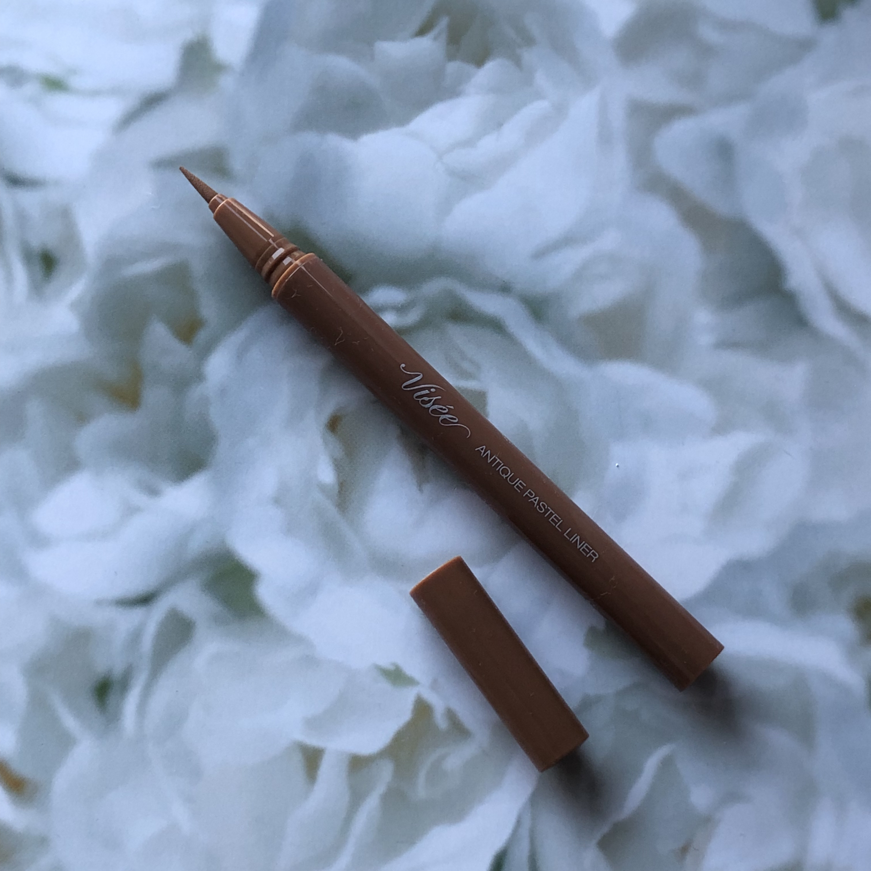 アンティークパステル ライナー/Visée/リキッドアイライナーを使ったクチコミ（3枚目）