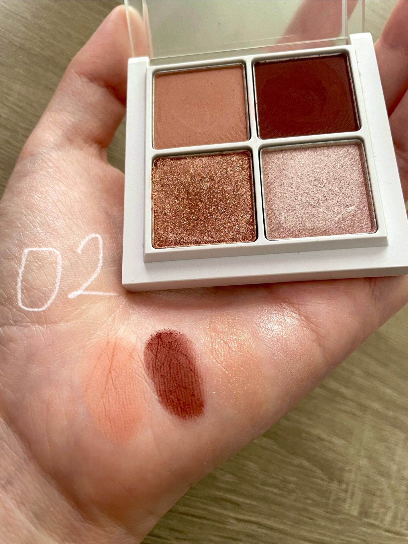 THE アイパレR/b idol/アイシャドウパレットを使ったクチコミ(2枚目)