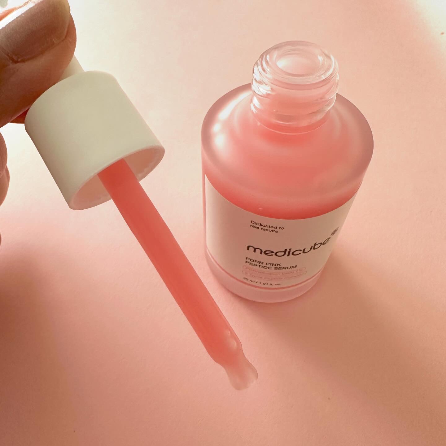 PDRNピンクアンプル PDRN 10,000ppm配合/MEDICUBE/美容液を使ったクチコミ（3枚目）