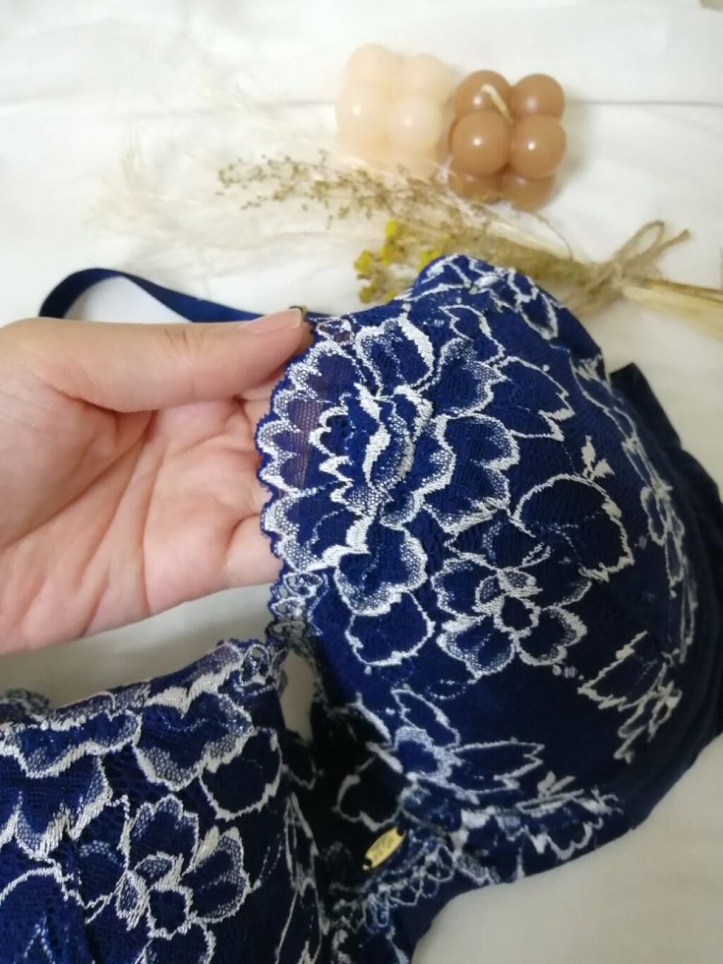 テヒ on LIPS 「オトナのインナーシリーズ「マディア」45歳からの加齢による体型..」(2枚目)