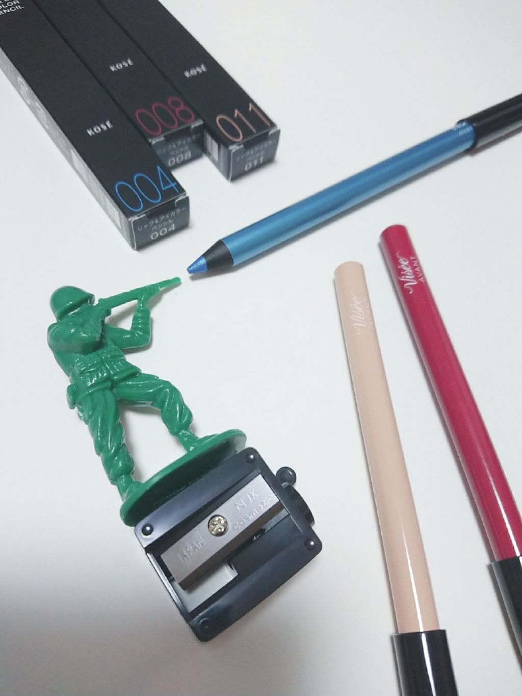 ヴィセ アヴァン リップ&アイカラー ペンシル/Visée/ペンシルアイライナーを使ったクチコミ(1枚目)