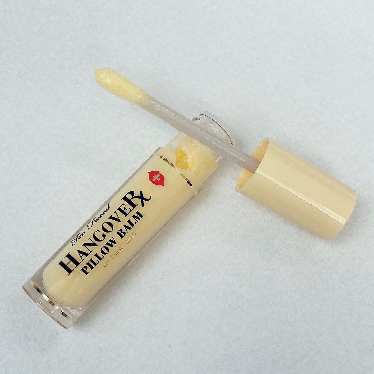 ~トゥー フェイスド ハングオーバー~ ピロー バーム リップ トリートメント/Too Faced/リップ美容液を使ったクチコミ(4枚目)