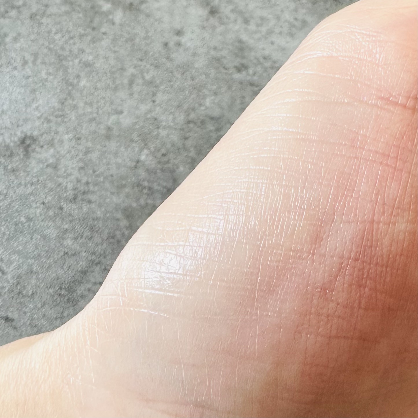 マスクフィットトーンアップエッセンス/TIRTIR(ティルティル)/化粧下地を使ったクチコミ（2枚目）