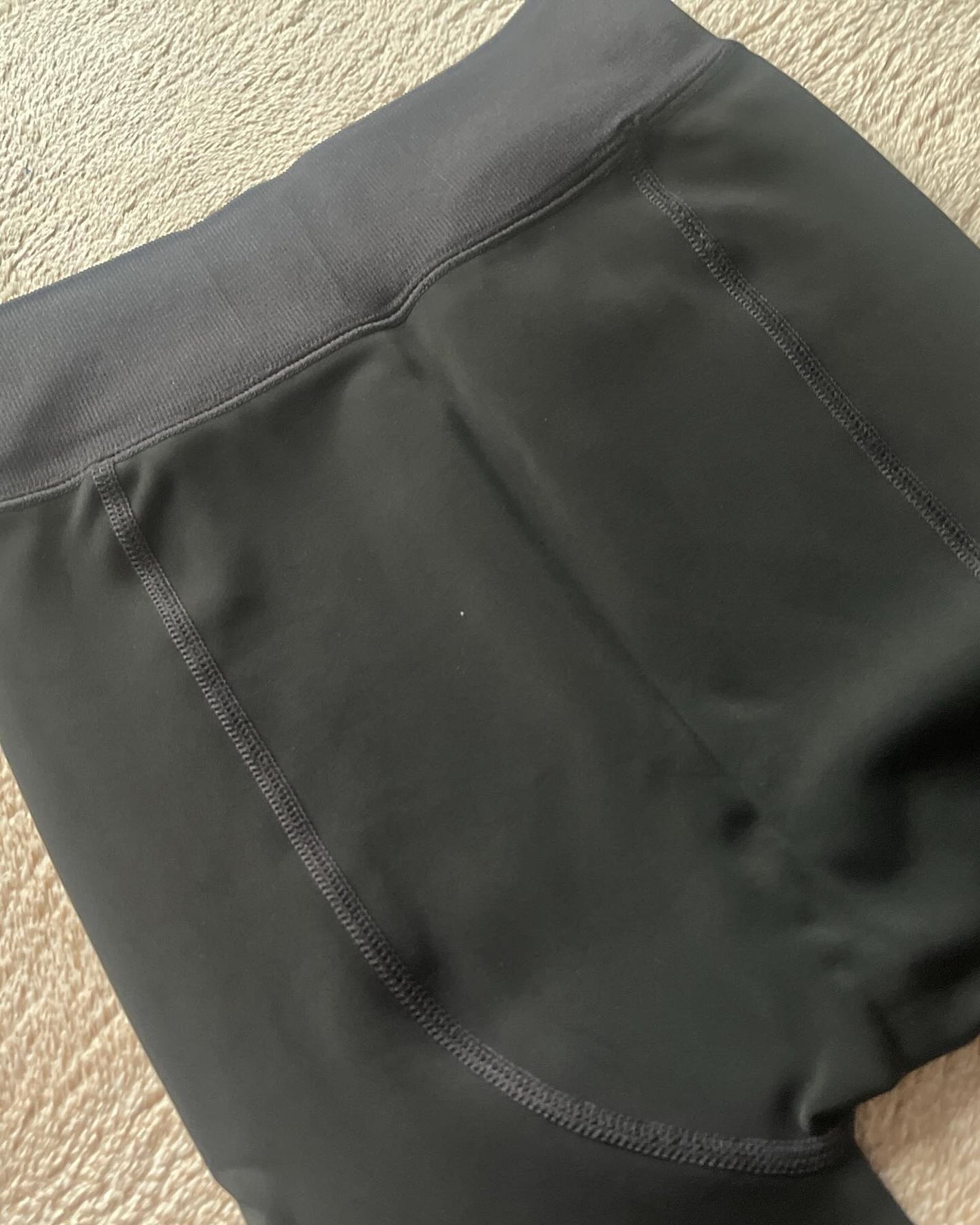 ひとりコスメ部 フォロバ100 on LIPS 「1200デニール裏起毛タイツブラックカラーカラーは2種類のみで..」(2枚目)