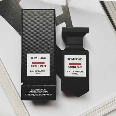 アイ カラー クォード エクストリーム/TOM FORD BEAUTY/パウダーアイシャドウを使ったクチコミ（2枚目）