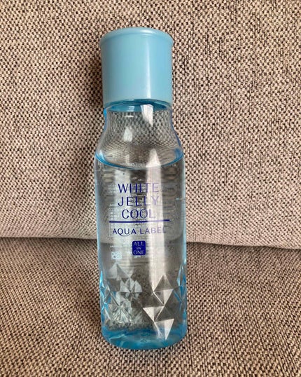 アクアレーベル ホワイトジュレ クールのクチコミ「アクアレーベル
ホワイトジュレクール
マイナス2℃の着け心地で肌も毛穴も引き締める冷感美白.....」(1枚目)