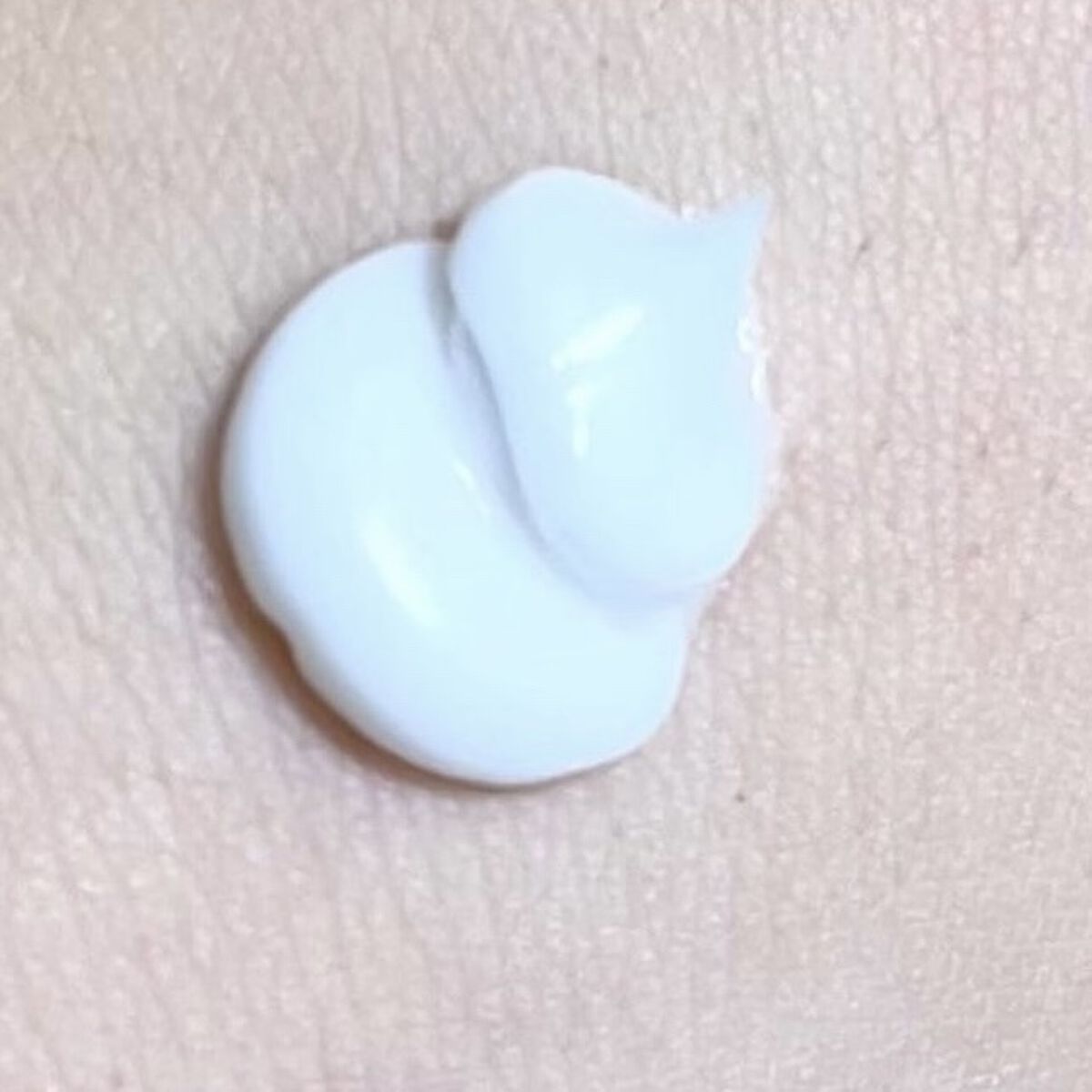 フレグランスハンドクリーム(フレグラントオリーブ)/フェルナンダ/ハンドクリームを使ったクチコミ（2枚目）