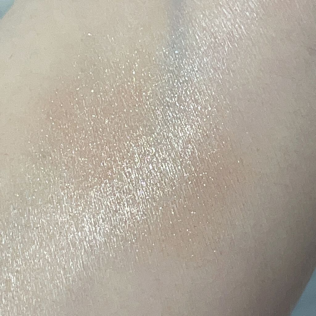 ペルル ドゥ ルミエール /CHANEL/パウダーハイライトを使ったクチコミ(5枚目)