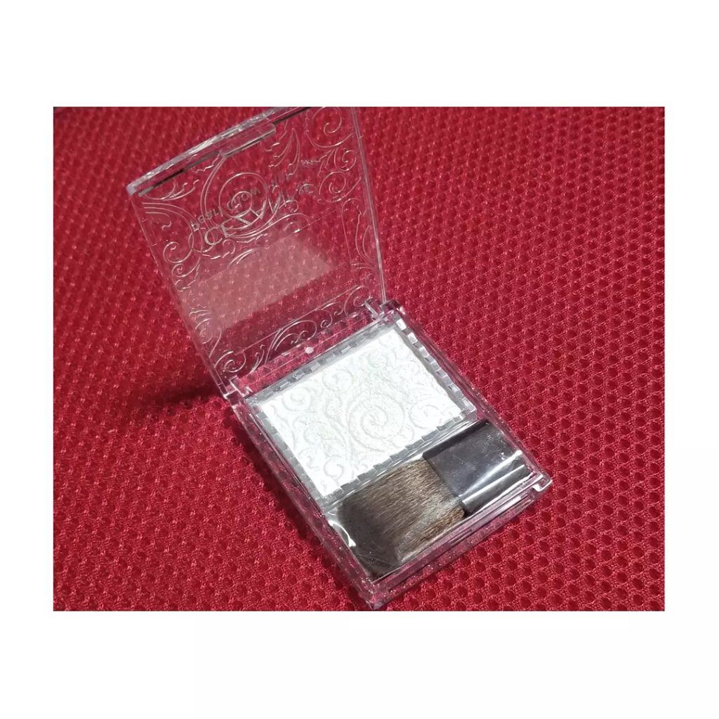 パールグロウハイライト/CEZANNE/パウダーハイライトを使ったクチコミ（1枚目）